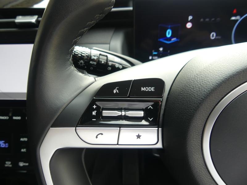 Hyundai TUCSON Photo 949f1e20-0563-498e-916a-0ad28b078dba.jpg