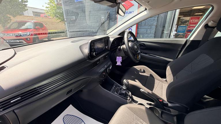 Used Hyundai BAYON WM23EUL 21