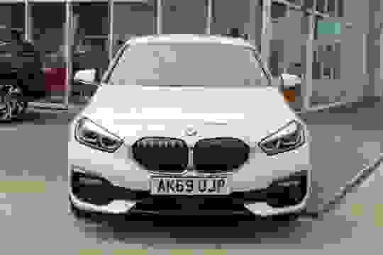 BMW 1 SERIES Photo 94a3d8b4-62b5-431a-a007-28781721c968.jpg