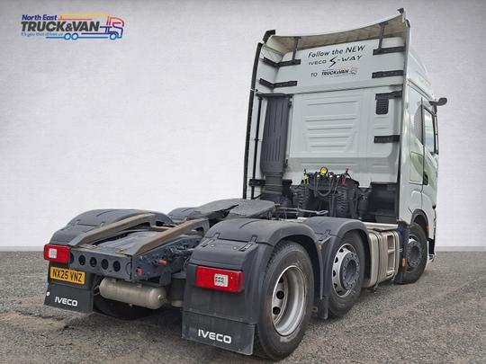 Iveco S-WAY 500hp Photo