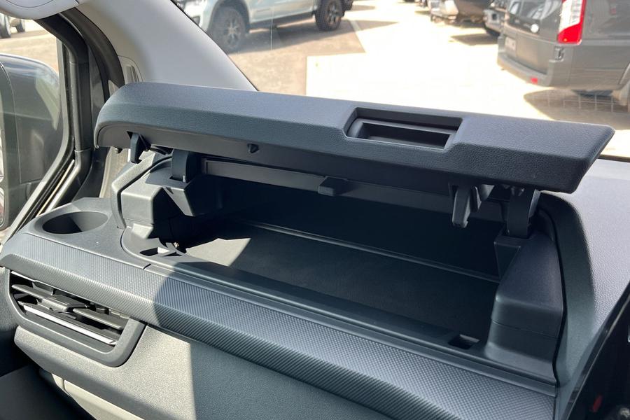 Ford TRANSIT CUSTOM Photo 94bfcce4-e67b-42e9-83d7-157ad2d8244a.jpg