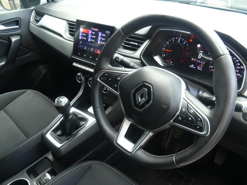 Renault Captur Photo 94e505b5-b812-426b-a1be-56c9989c98ce.jpg