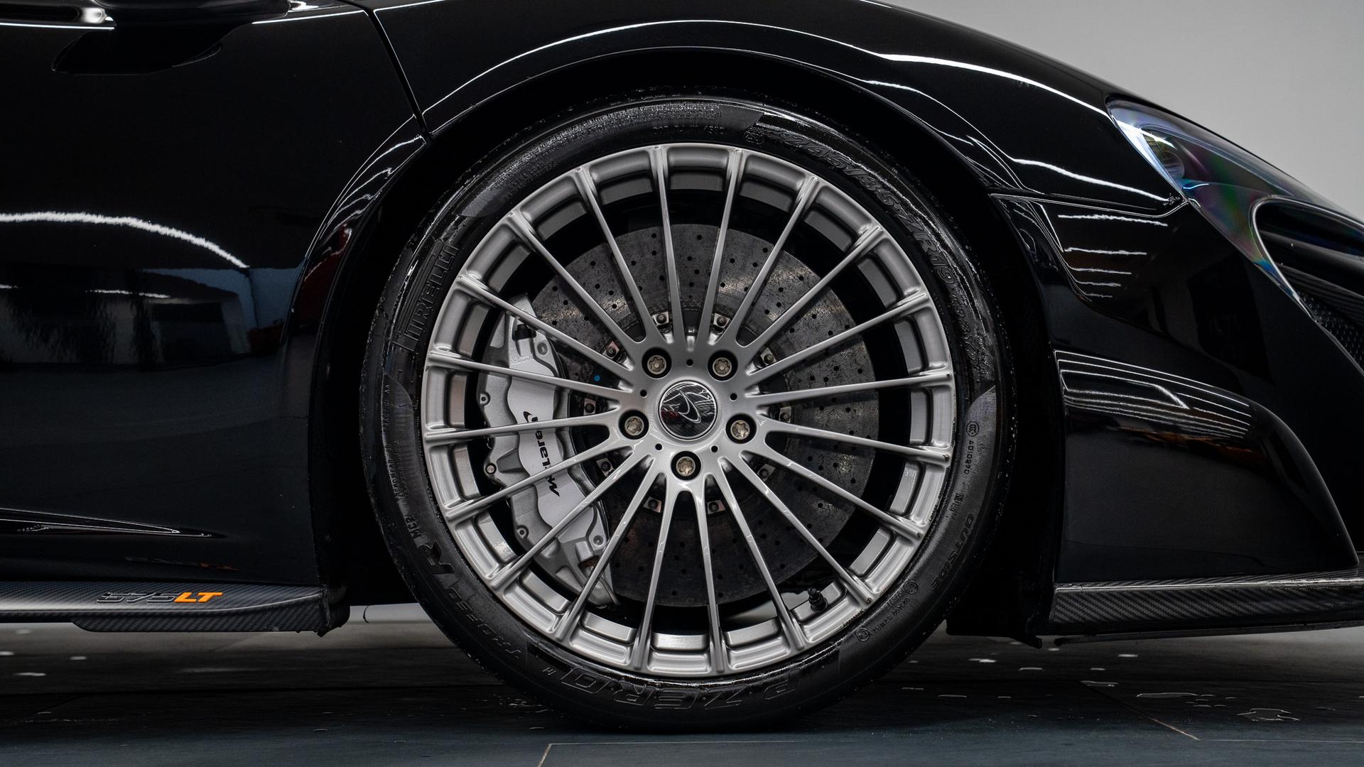 McLaren 675 LT Photo 94fec46e-635e-403b-9069-629aa9353de6.jpg