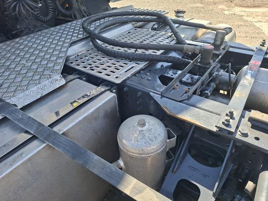 Iveco S-WAY 530hp Photo