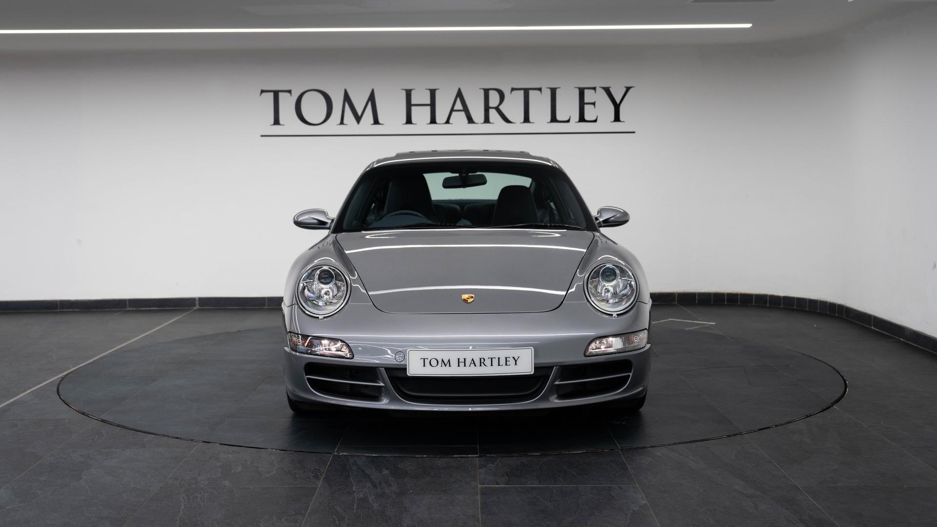 Porsche 911 Photo 9513c40a-ea94-4f8b-ab79-6900600ece67.jpg