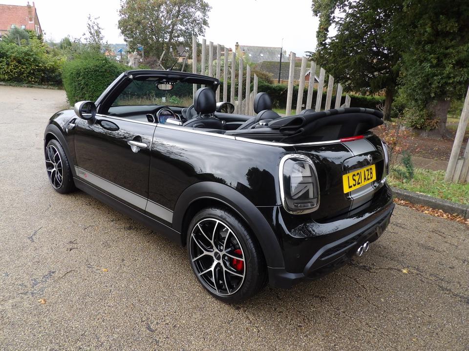 Used MINI Convertible LS21AZB 6