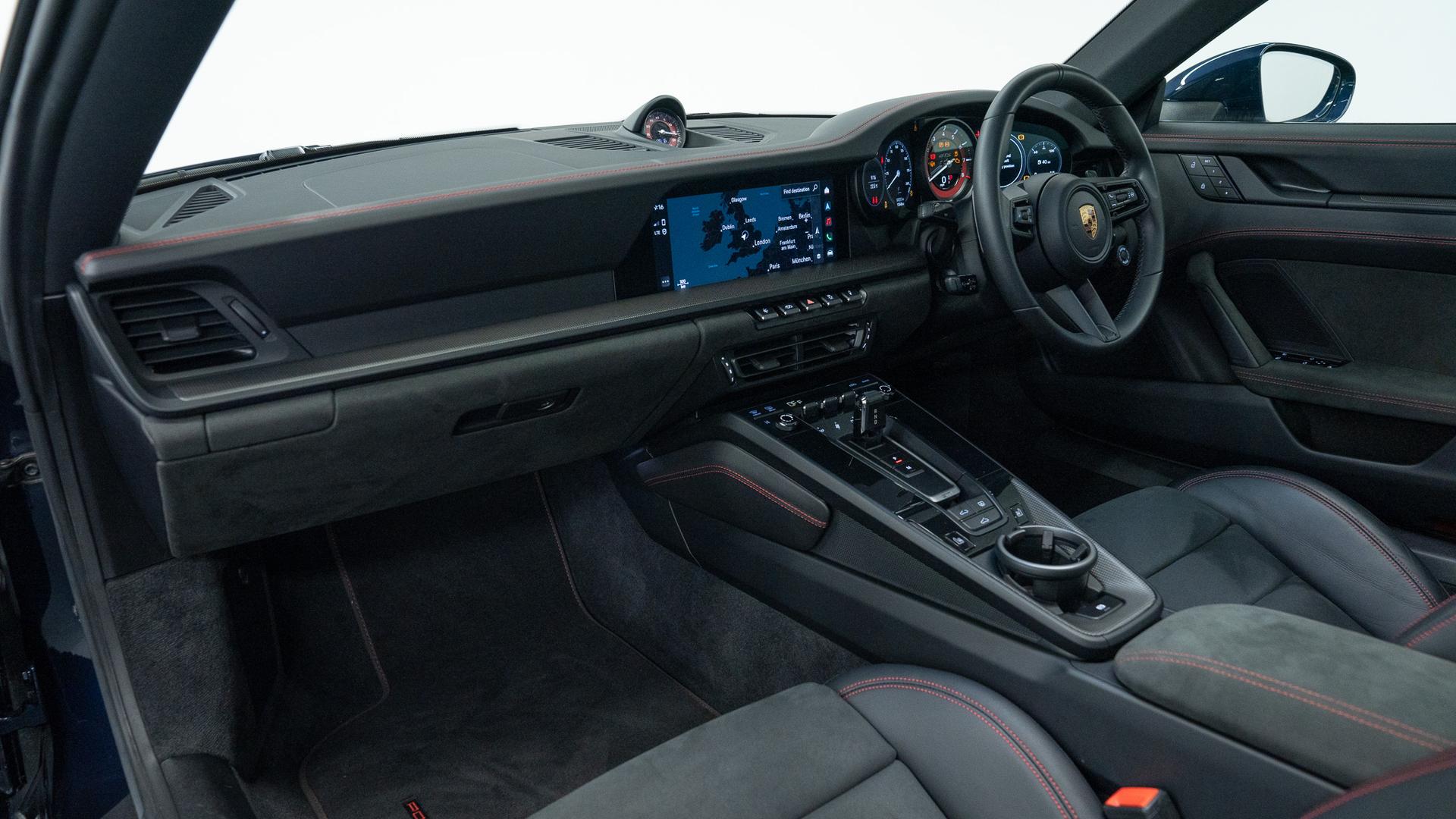 Porsche 911 Photo 952132ce-bce6-4e8e-98de-b47055156dd6.jpg
