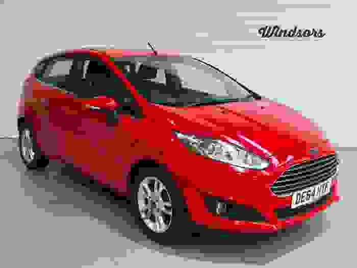 Used 2015 Ford FIESTA ZETEC RED at Gravells
