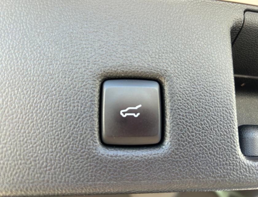 Ford Kuga Photo 9549fd34-ebc3-4d9d-9f17-217b78e79af5.jpg