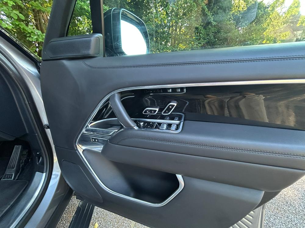 Used Land Rover Range Rover M8KNU 21