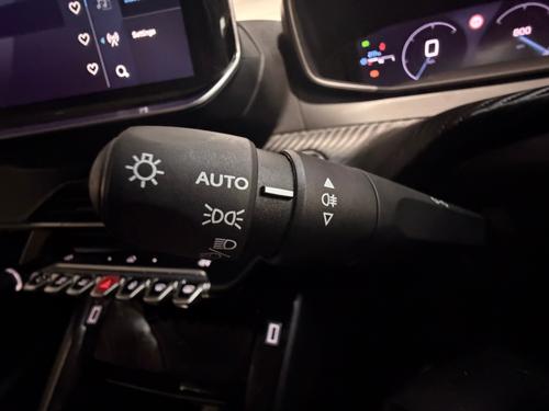 Peugeot 208 Photo 956806f2-b882-44e0-ac0c-3608a5bf99eb.jpeg