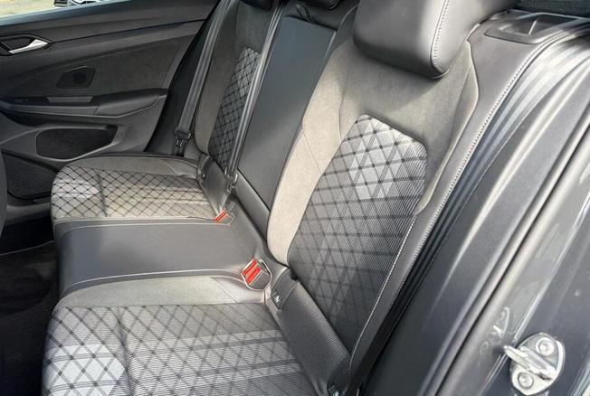Volkswagen Golf Photo 12