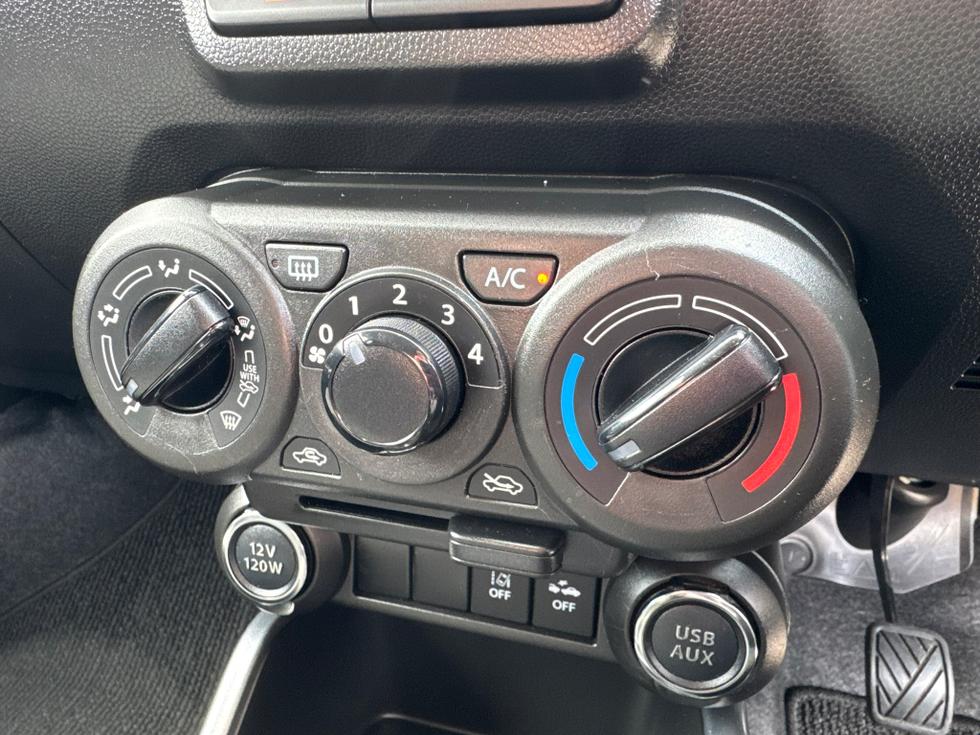 Suzuki Ignis Photo 9572c1f5-d7bc-437b-9a78-b5405666b54f.JPEG
