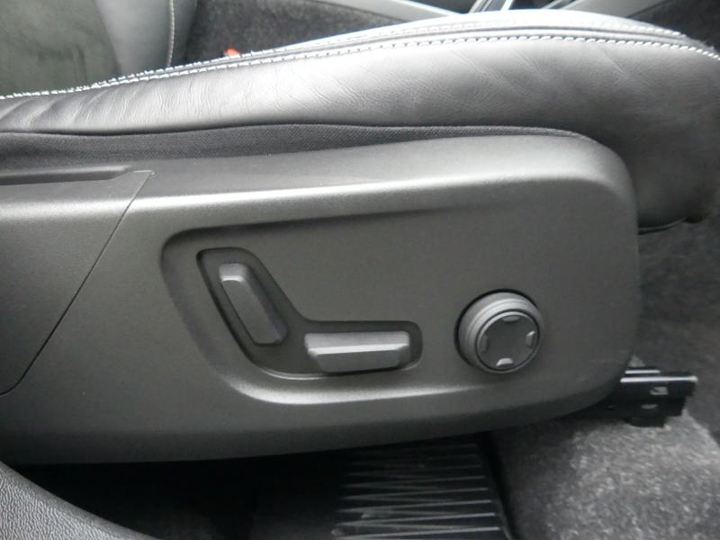 Volvo XC40 Photo 95735858-9823-43f6-aabd-01d28f0ffdac.jpg