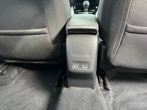 Peugeot 2008 Photo 957994bf-872b-4022-864e-ed4c46fdf5b1.jpeg