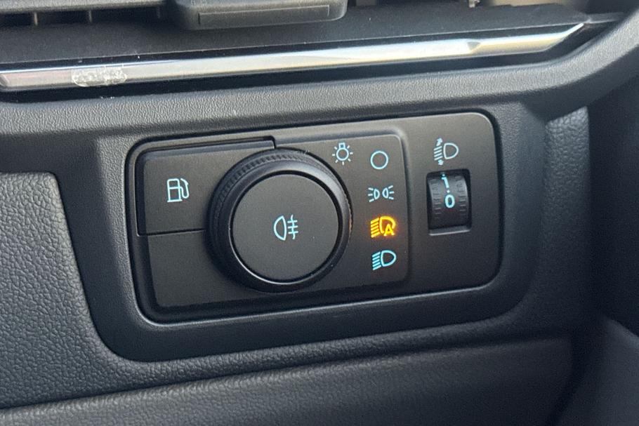 Used Ford TRANSIT CUSTOM CUSTOMPHEV02 26