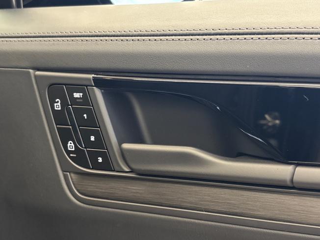 PORSCHE Cayenne Photo 35