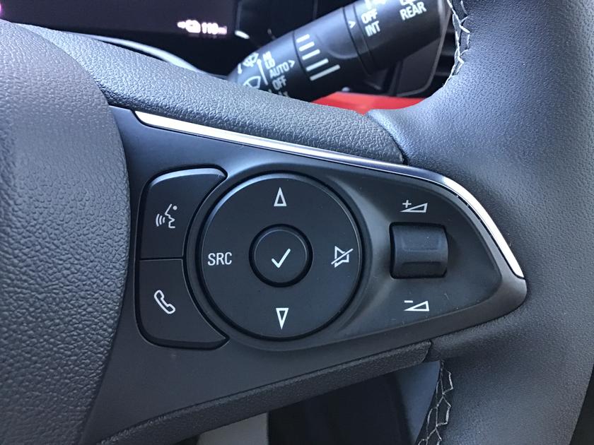 Vauxhall Mokka Electric Photo 95a5fa7d-d651-4d1c-97ef-33537ba7b033.jpg