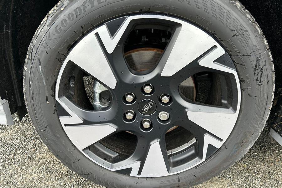Ford TRANSIT CUSTOM Photo 95a63d4b-a0c7-4cfe-9366-54895bdbce86.jpg