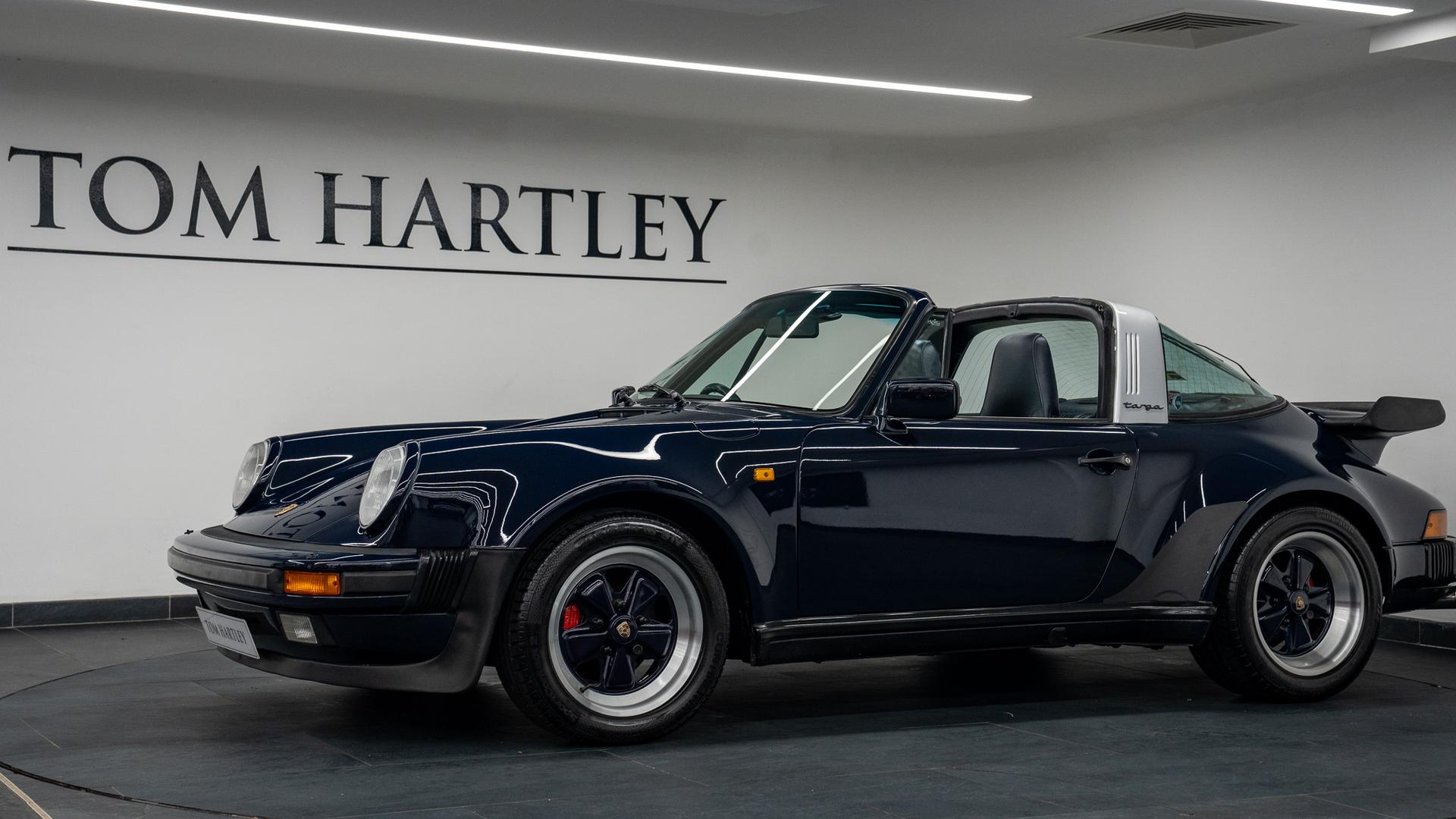 Porsche 911 Carrera Photo 95a722a3-5809-4e3a-aeac-6bec30bb70c1.jpg