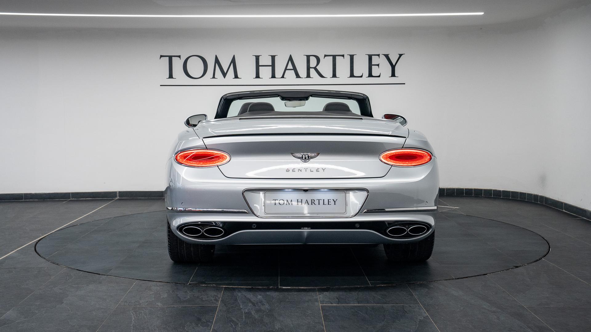 Bentley Continental Photo 95aeb8e1-c6fb-4f22-bb28-0a0716b9e8fa.jpg