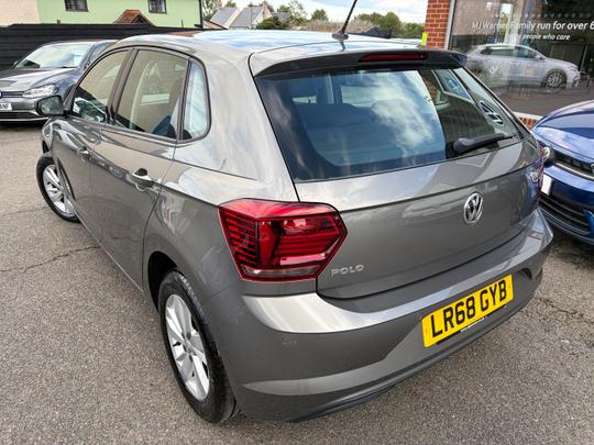 Volkswagen Polo Photo 95b1276b-463c-4cd1-9c01-a5ca854a74f7.jpeg