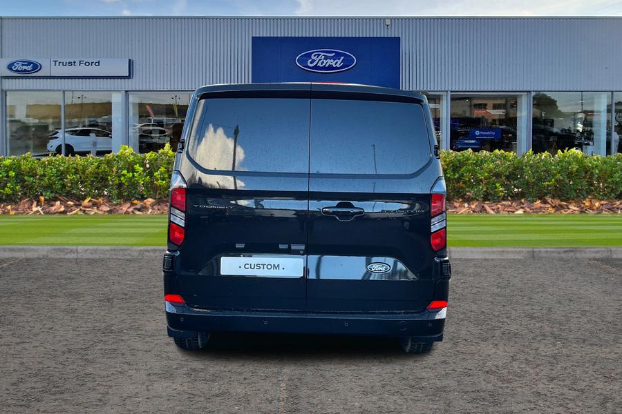 Ford TRANSIT CUSTOM Photo 95b9089a-4251-49ff-a41c-52cc266db8f8.jpg