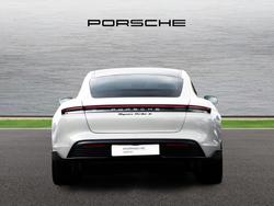 PORSCHE Taycan Photo 5