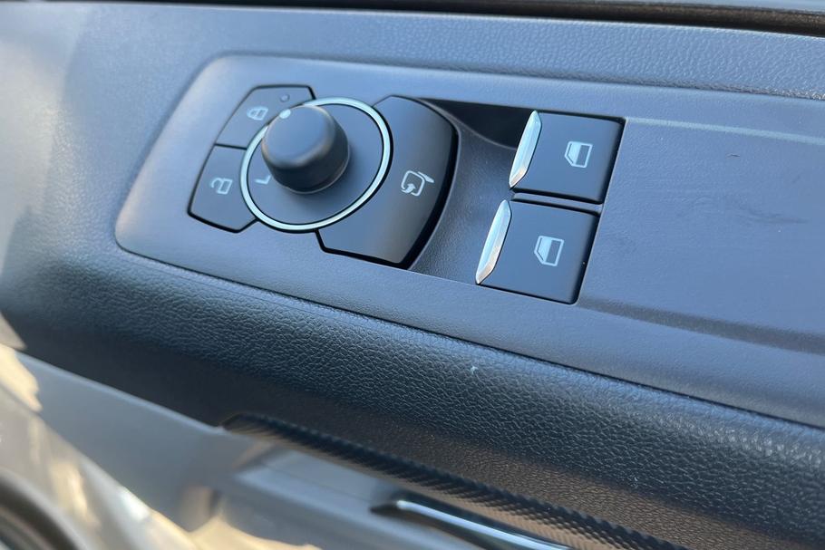 Used Ford TRANSIT CUSTOM 21/N087417 18