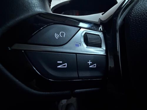 Peugeot 2008 Photo 95de4f30-ab45-4e52-ae6d-f9a3a98f8d44.jpeg