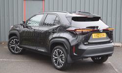Toyota YARIS CROSS Photo 35
