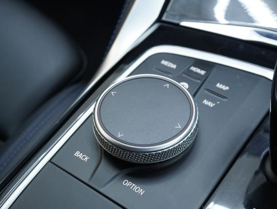 BMW 2 Series Photo 95f41685-c5ec-40f0-acff-baa2ef2d1b28.jpg