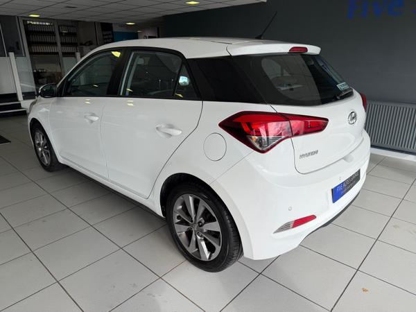 Used Hyundai i20 VF15AXW 8