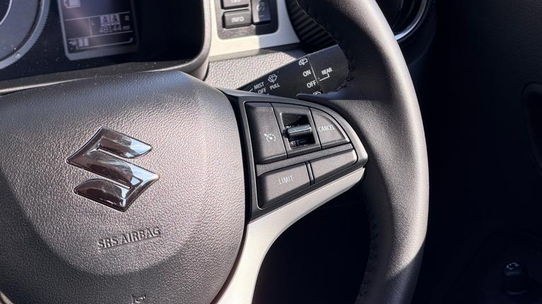 Used Suzuki Ignis KN24RTZ 8