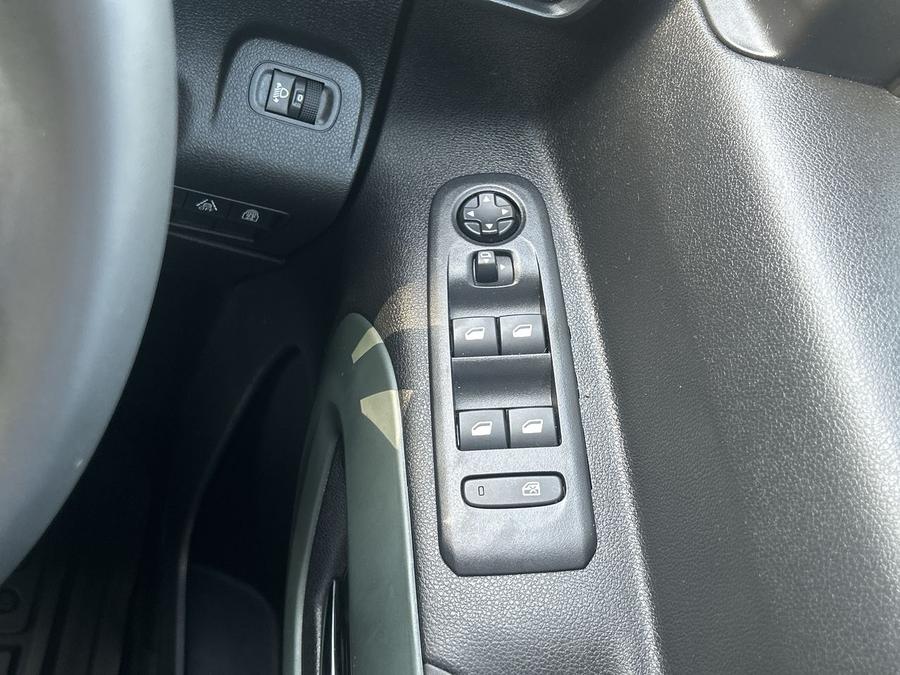 Citroen Berlingo Photo 96187857-be81-4430-ab52-2f95be2fc772.jpg