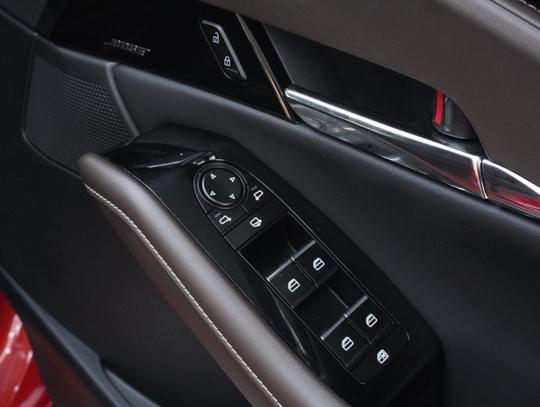 Mazda CX-30 Photo 96188b08-880a-4ea4-9853-d65e5cbf3e89.jpg