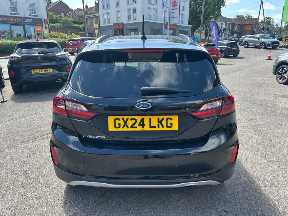 Ford Fiesta Photo 961f9f9d-d510-42d3-b67f-db37185ddf54.jpeg