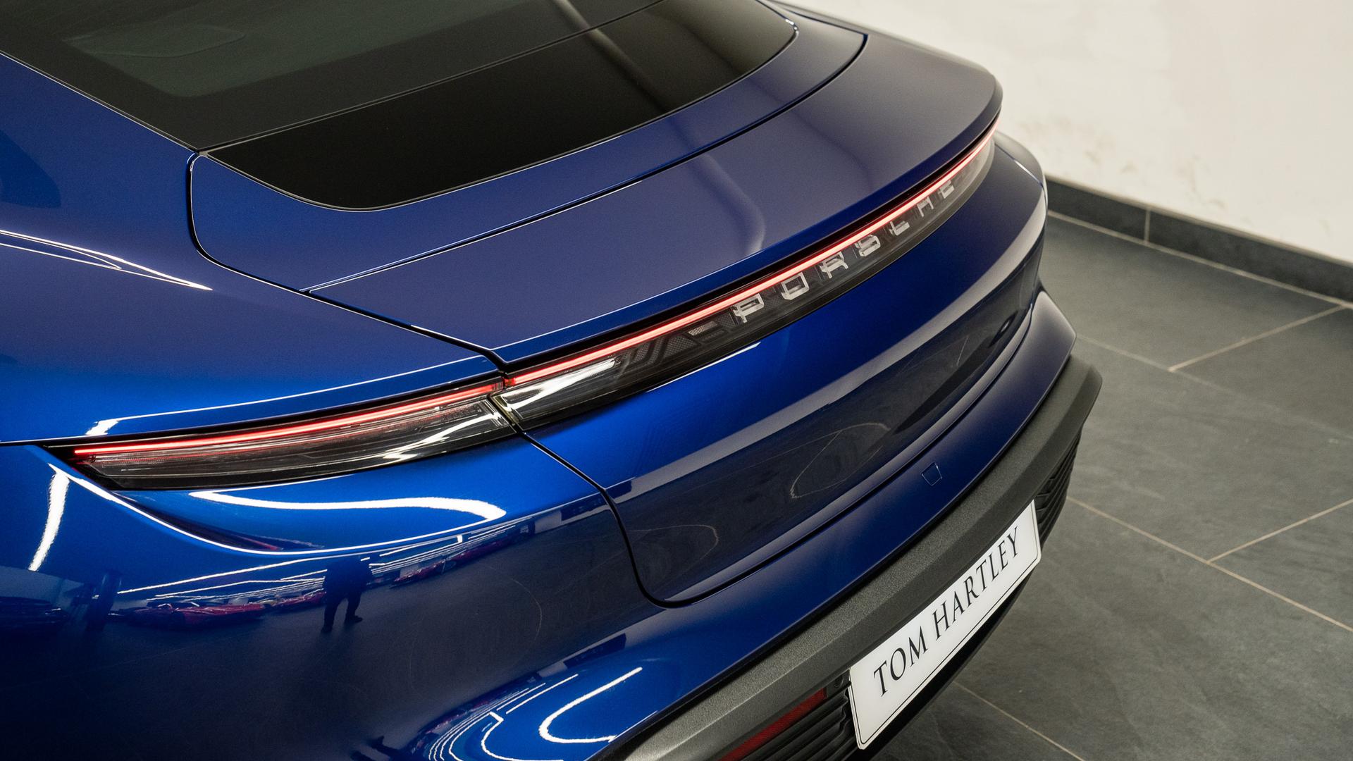 Porsche Taycan Photo 962fe24e-9a41-4263-89a7-32ec5fa13b40.jpg