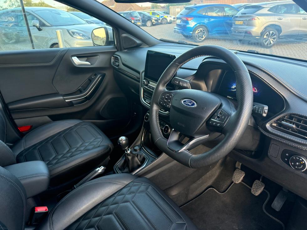 Ford Puma Photo 9637877b-ff14-43fc-b933-6c98a47fd0b7.jpeg