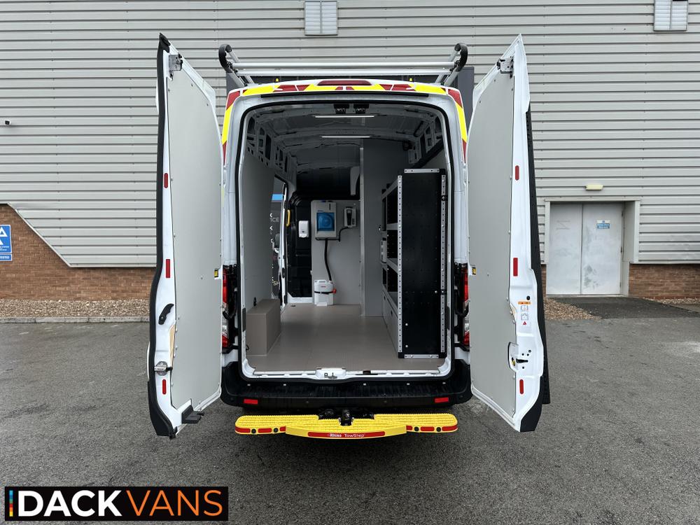 Ford Transit Photo 9665eee8-8393-49ce-ba40-f32eef7a9228.jpg