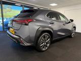 Lexus UX Photo 9