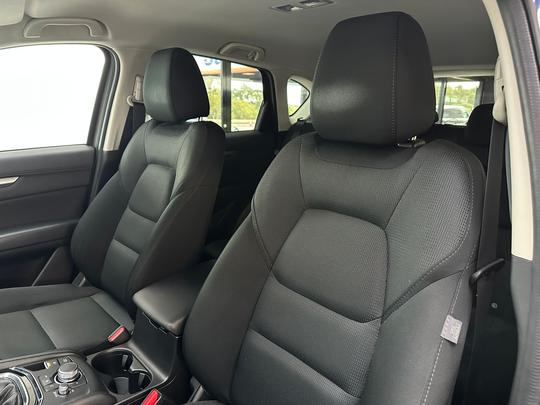 Mazda CX-5 Photo 96867196-552c-480b-ae13-f099df64f51e.jpg