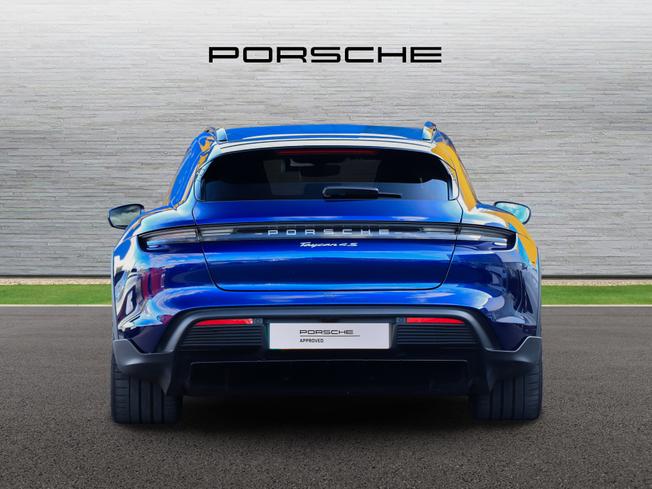 PORSCHE Taycan Photo 7