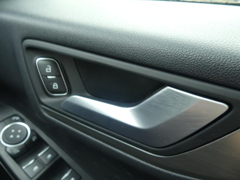 Ford Kuga Photo 968f8921-853c-4b53-b013-816bae424abf.jpg