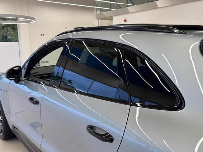 PORSCHE Macan Photo 35