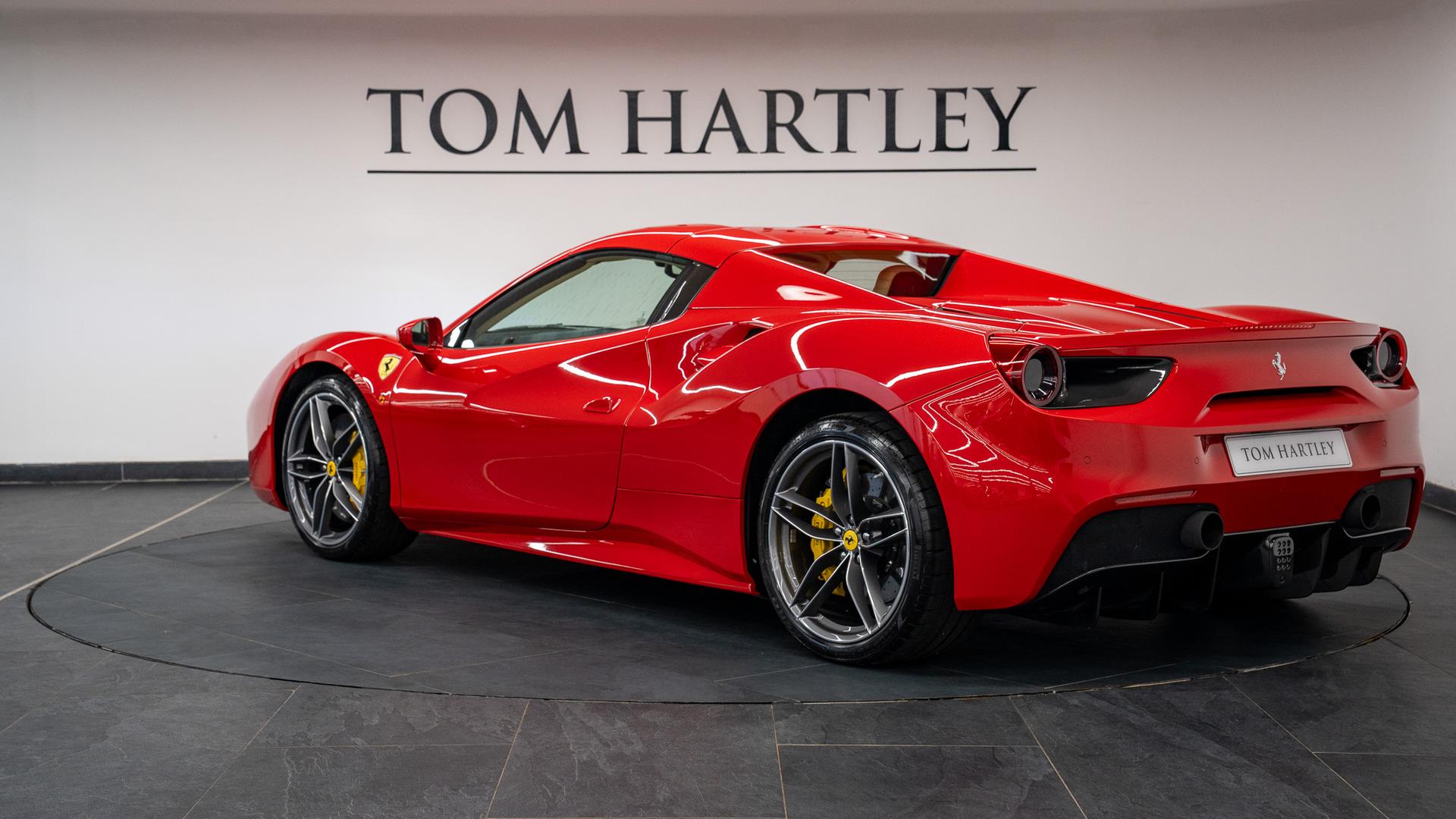 Ferrari 488 Photo 9699f858-0f75-404a-a2a3-d9c4f2dc2d15.jpg
