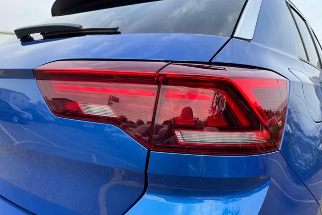 VOLKSWAGEN T-Roc Photo 17