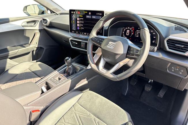 SEAT Leon Photo 6