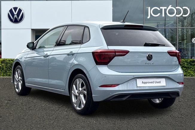 VOLKSWAGEN Polo Photo 3