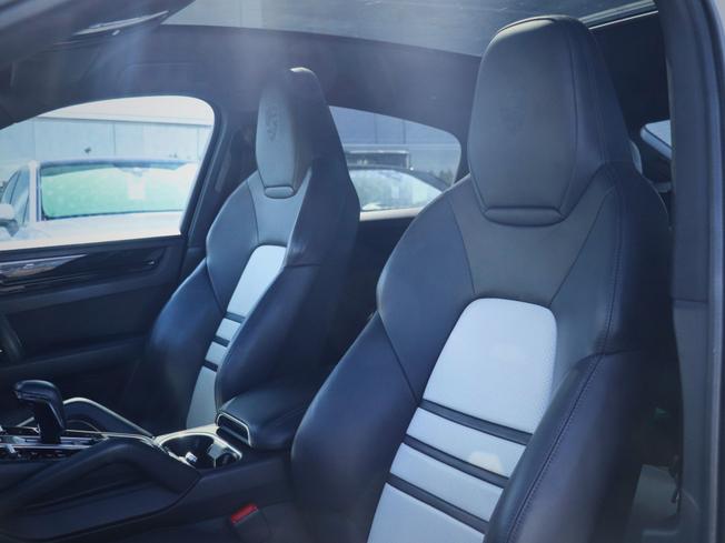 PORSCHE Cayenne Photo 28